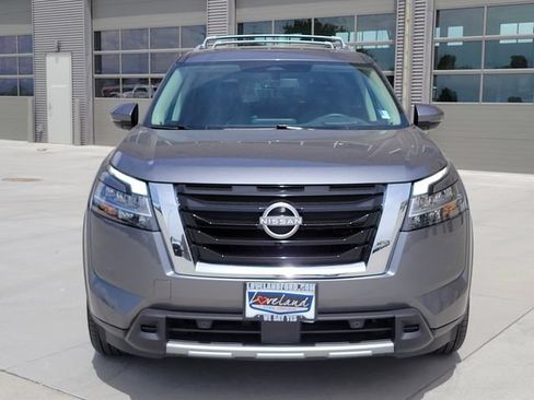 Used 2024 Nissan Pathfinder Platinum w/ Cargo Package AWD/4WD image 5