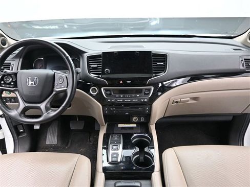Used 2020 Honda Pilot Elite image 25