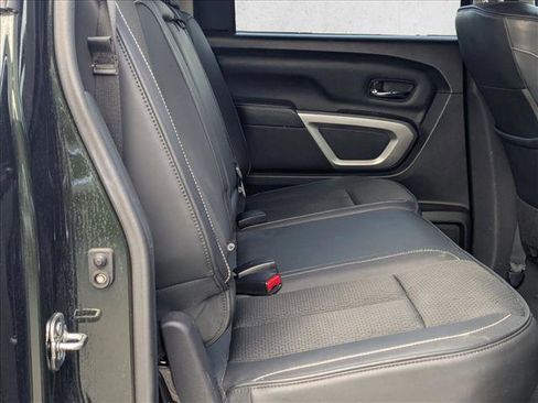 Used 2019 Nissan Titan PRO-4X image 19