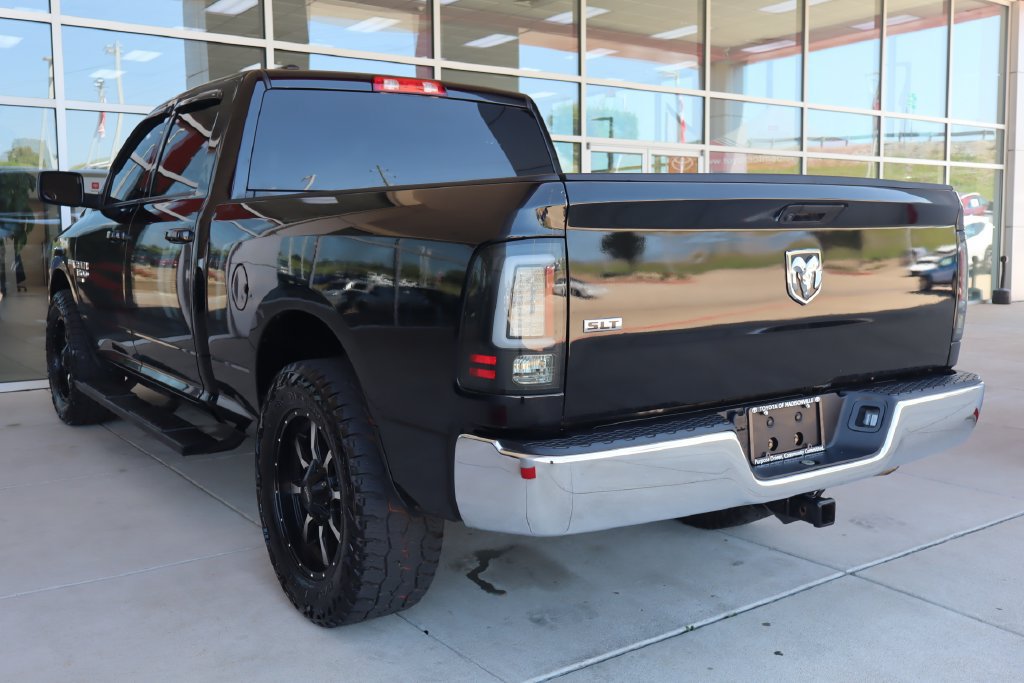 Used 2021 RAM 1500 Classic SLT AWD/4WD image 6