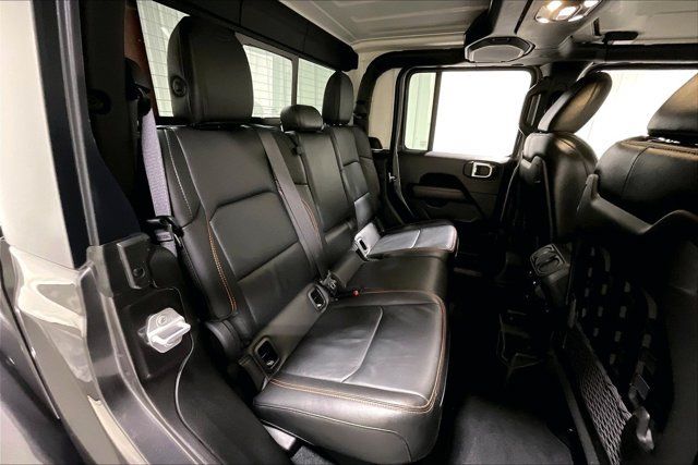 Used 2022 Jeep Gladiator Mojave w/ Cold Weather Group AWD/4WD image 27