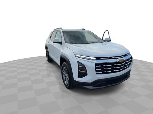 Certified 2025 Chevrolet Equinox LT w/ Convenience Package II FWD image 4