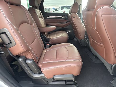 Used 2020 Buick Enclave Avenir w/ Avenir Technology Package image 27