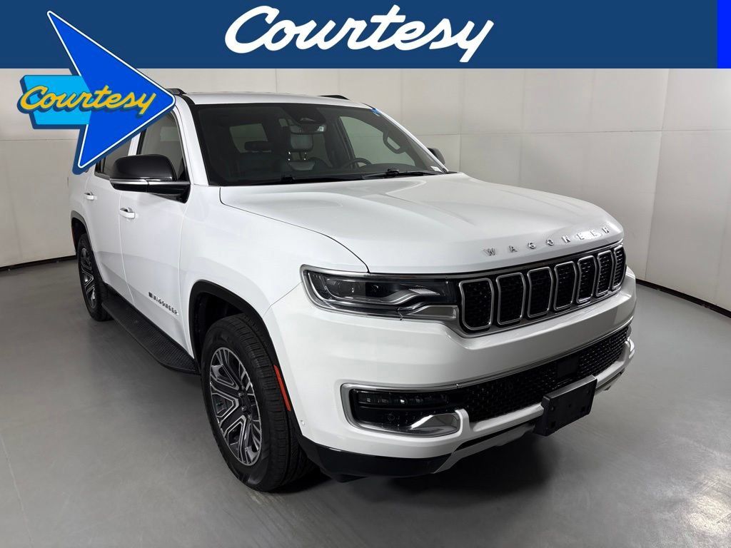 Used 2024 Jeep Wagoneer Series II w/ Flexible Seating Group RWD image 1