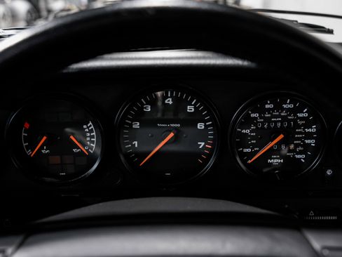 Used 1990 Porsche 911 Carrera image 12