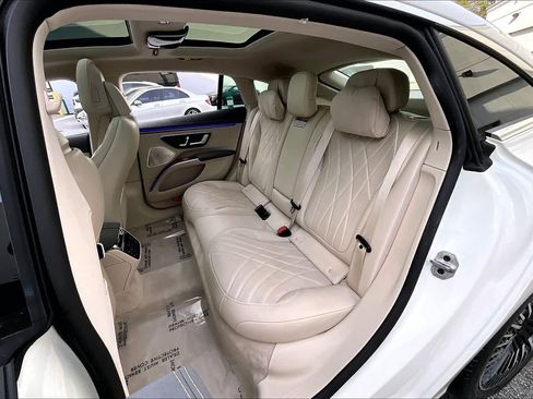 Used 2023 Mercedes-Benz EQS 580 EQS 580 image 20