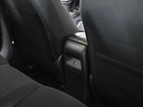 Used 2025 Nissan Sentra SV FWD image 18