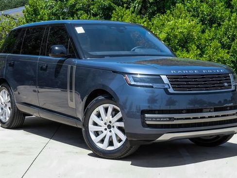 New 2026 Land Rover Range Rover Long Wheelbase SE AWD/4WD image 7