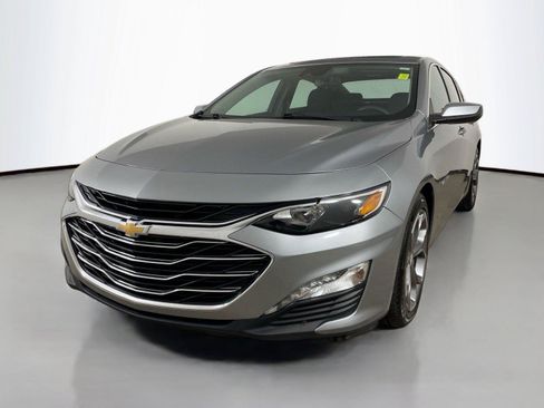 Used 2024 Chevrolet Malibu LT FWD image 4