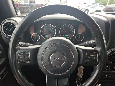Used 2018 Jeep Wrangler Unlimited Sport S AWD/4WD image 18