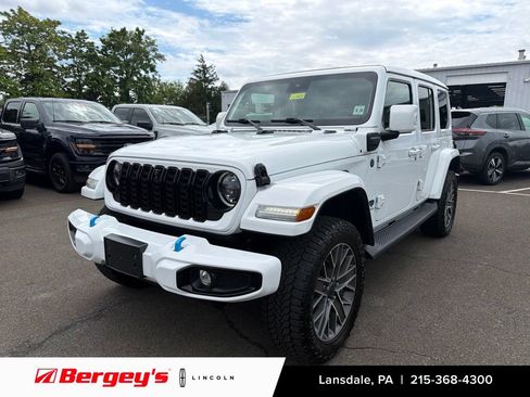 Used 2024 Jeep Wrangler High Altitude AWD/4WD image 1