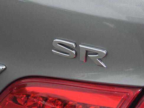 Used 2013 Nissan Sentra SR w/ Premium Pkg FWD image 22