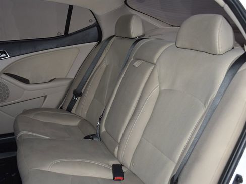 Used 2013 Kia Optima LX image 25