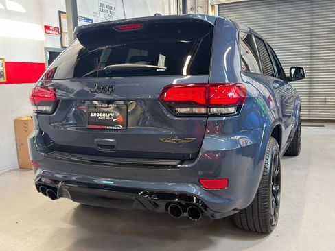 Used 2021 Jeep Grand Cherokee Trackhawk AWD/4WD image 5