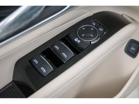 New 2025 Cadillac CT4 Premium Luxury image 16