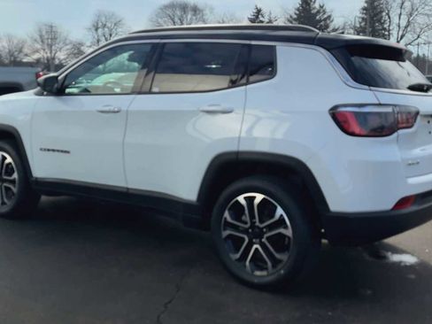 Used 2024 Jeep Compass Limited image 4