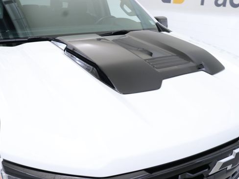 Used 2022 Chevrolet Silverado 1500 LT Trail Boss image 12