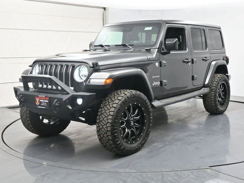 Used 2019 Jeep Wrangler Unlimited Sahara AWD/4WD image 1