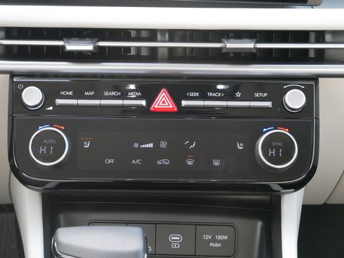 New 2026 Hyundai Tucson SEL image 23