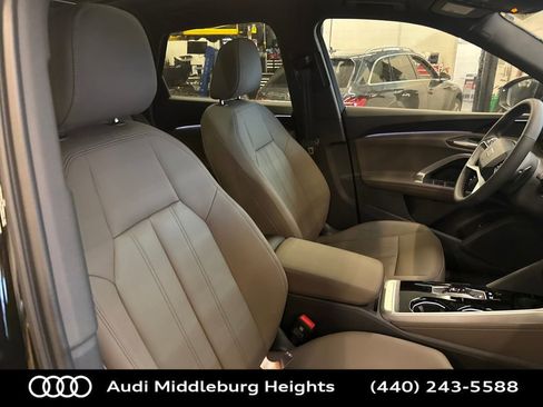 New 2025 Audi Q5 Premium image 26