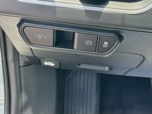 New 2026 Kia K4 FWD image 10