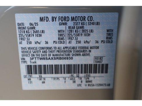 Used 2025 Ford Maverick Lariat AWD/4WD image 36