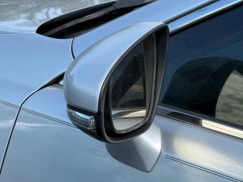 Used 2013 Lexus ES 350 w/ Luxury Pkg image 24