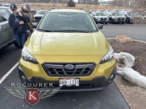 Used 2022 Subaru Crosstrek 2.5i Sport image 3