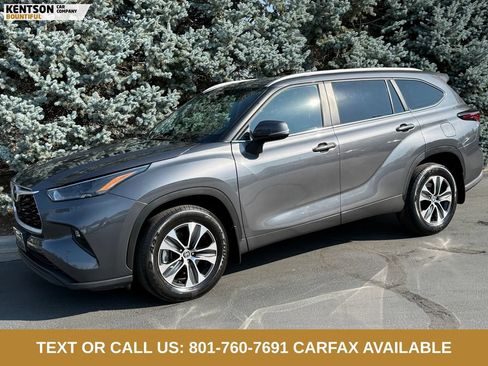 Used 2025 Toyota Highlander XLE AWD/4WD image 1
