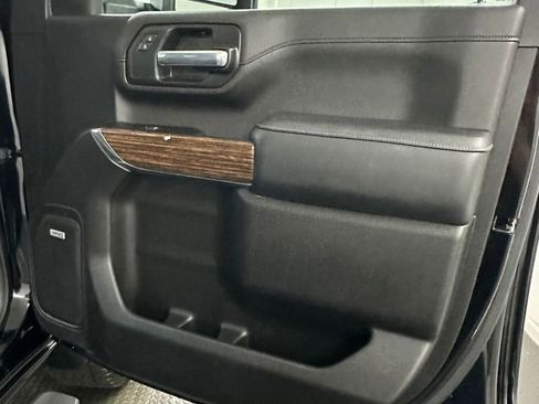 Used 2023 Chevrolet Silverado 2500 High Country w/ Z71 Off-Road Package AWD/4WD image 36