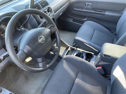 Used 2004 Nissan Frontier XE w/ (VTP) Value Truck Pkg image 17