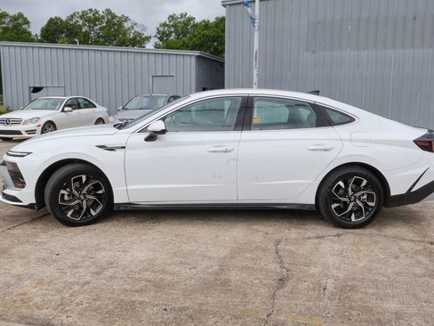 Used 2025 Hyundai Sonata SEL FWD image 24