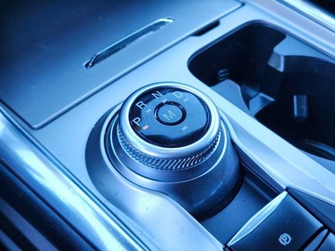 Certified 2020 Ford Explorer ST w/ Premium Technology Package image 29