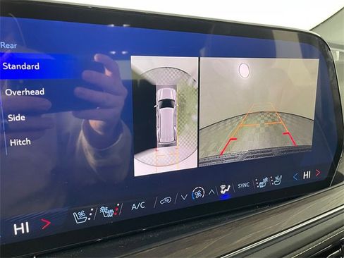 Certified 2025 Chevrolet Tahoe Premier image 9