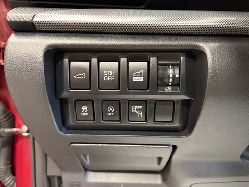 Used 2020 Subaru Forester Limited AWD/4WD image 16