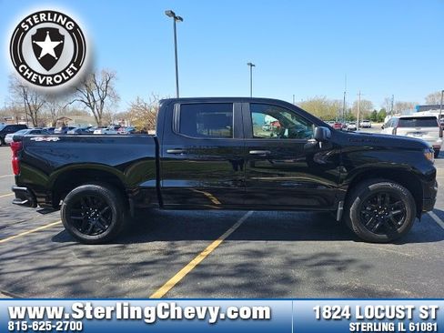 New 2025 Chevrolet Silverado 1500 Custom w/ LPO, Dark Essentials Package image 4