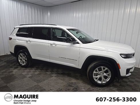 Used 2023 Jeep Grand Cherokee L Limited AWD/4WD image 1