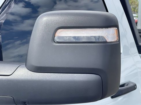 Used 2024 RAM 2500 Tradesman w/ Chrome Appearance Group AWD/4WD image 16