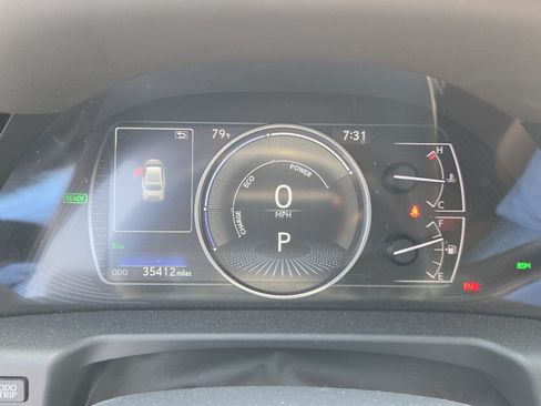 Used 2025 Lexus ES 300h w/ Premium Package FWD image 12