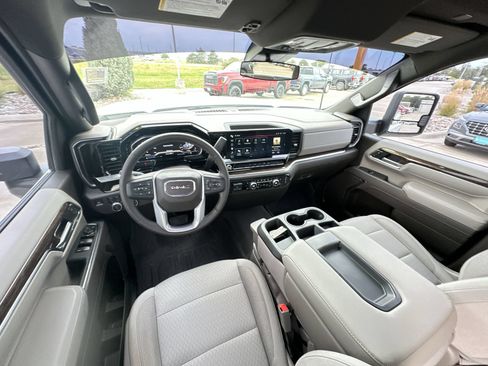 Used 2025 GMC Sierra 2500 SLE w/ SLE Value Package; AWD/4WD image 20