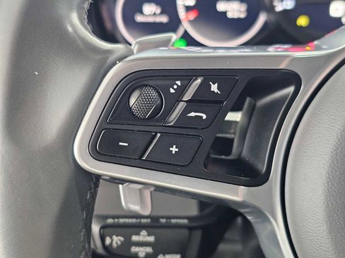 Used 2020 Porsche Cayenne AWD/4WD image 27