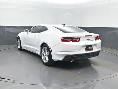 Used 2020 Chevrolet Camaro LT RWD image 27