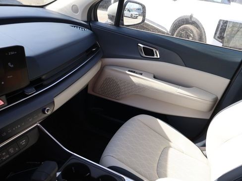 New 2026 Kia Carnival SX image 23