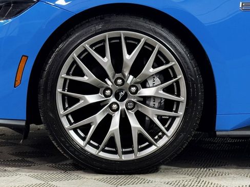 Used 2025 Ford Mustang GT Premium image 2