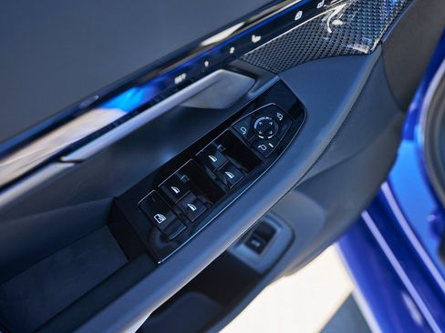 Used 2025 BMW M5 Touring image 29