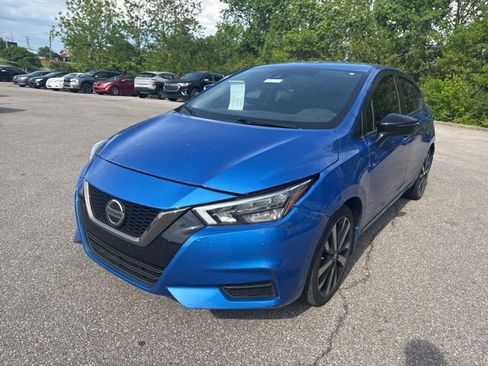 Used 2022 Nissan Versa SR w/ Trunk Package FWD image 1