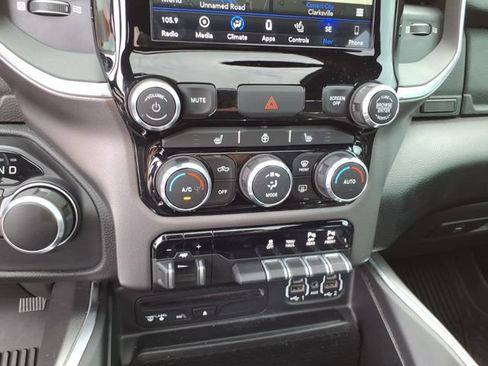 Used 2019 RAM 1500 Big Horn AWD/4WD image 26