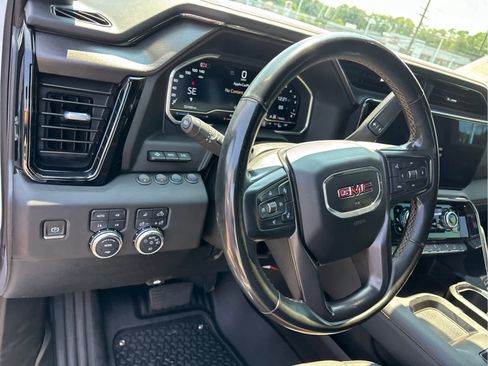 Used 2024 GMC Sierra 2500 AT4 w/ AT4 Premium Plus Package image 11