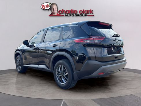 Certified 2023 Nissan Rogue S FWD image 3