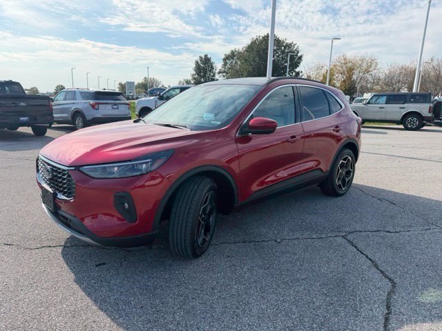 Used 2026 Ford Escape Platinum w/ Premium Technology Package AWD/4WD image 7